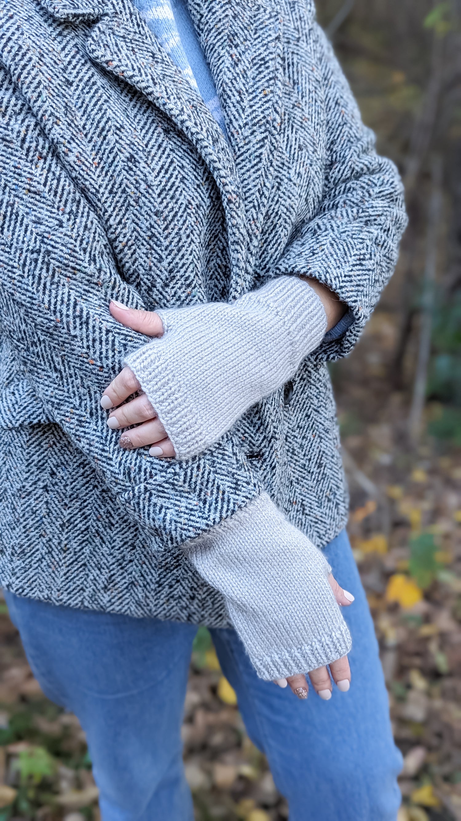 Handknitted Gloves