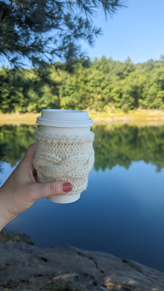 Cosy Cable Knit Woolly Cup Sleeve