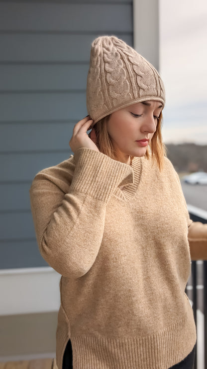 Elegant Cashmere Cable Beanie